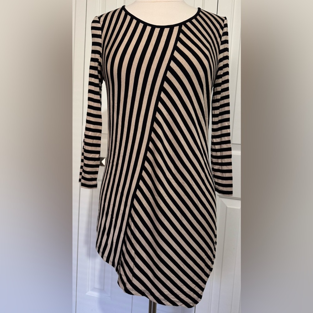 2 for $20 Cable & Gauge Stretch Knit Top 3/4 Sleeves Striped Black Tan SZ M EUC